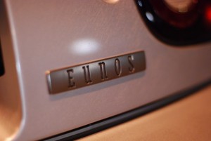 EUNOSエンブレム