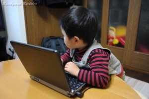 いないいないばぁ を海外で見よう！