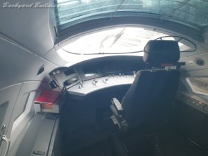 ICEの運転席