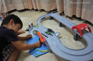 トミカに夢中(^^)