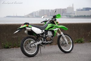 ���C���O���[��