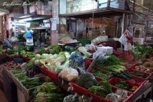 �V���K�|�[���̔��S��