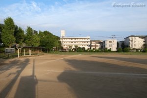 ����҂���