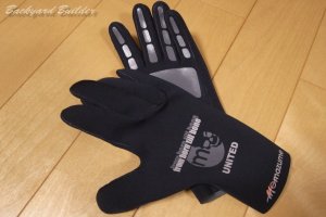 �}�Y���l�I�v���[���O���[�u(5�{�w�t��)