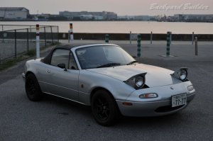 ���E���E���N