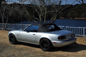 EUNOS ROADSTER
