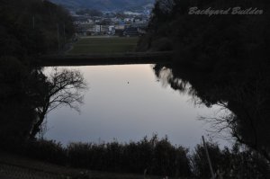 �~�����r