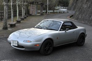 ���[�m�X���[�h�X�^�[