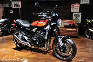 Kawasaki Z900RS