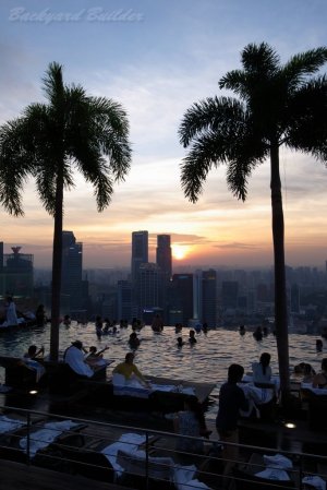 �}���[�i�x�C�T���Y