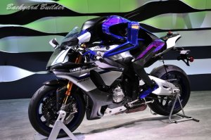 �X�s���i�n���h���̎ʐ^���Y�ꂽ (^^;