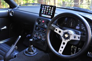 ���[�m�X���[�h�X�^�[