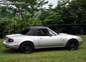 EUNOS ROADSTER