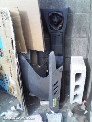 �Z���^�[�R���\�[���ƃ����t�F���_�[