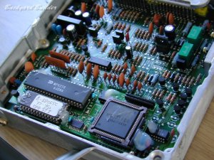 �}�c�_�X�s�[�hECU