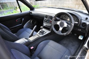 ��̈����X�e�A�����O