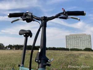 �e�N�g���̃u���[�L���o�[�ɖ߂�������...