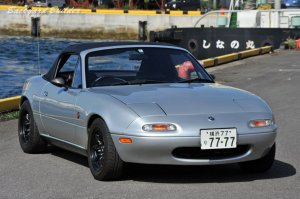 EUNOS ROADSTER