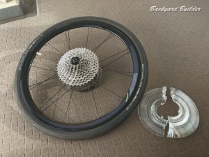 �X�|�[�N�v���e�N�^�[�̎c�[