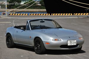 EUNOS ROADSTER