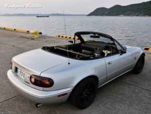 EUNOS ROADSTER
