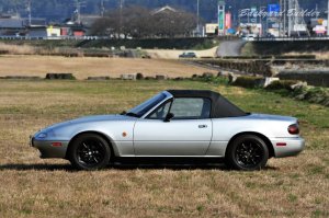 EUNOS ROADSTER
