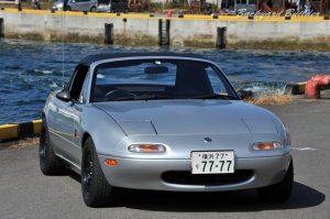 EUNOS ROADSTER