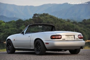 EUNOS ROADSTER